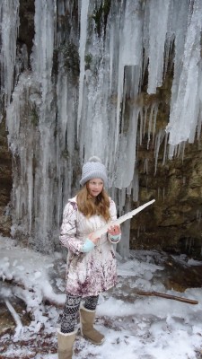 В ледовой симфонии-внучка.jpg (35.55 КБ, 5576 просмотров) В ледовой симфонии-внучка.jpg