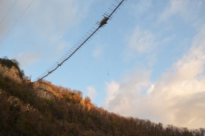 Мост-тарзанка.jpg (15.5 КБ, 8187 просмотров) Мост-тарзанка.jpg