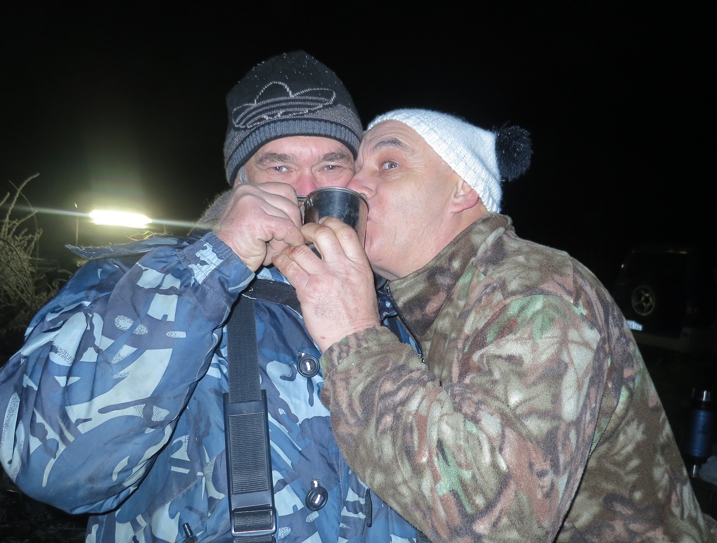 Сообразили на двоих.JPG (527.76 КБ, 7439 просмотров) Сообразили на двоих.JPG