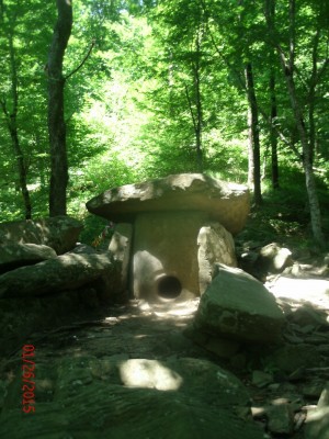 дольмен.jpg (417.05 КБ, 9157 просмотров) дольмен.jpg